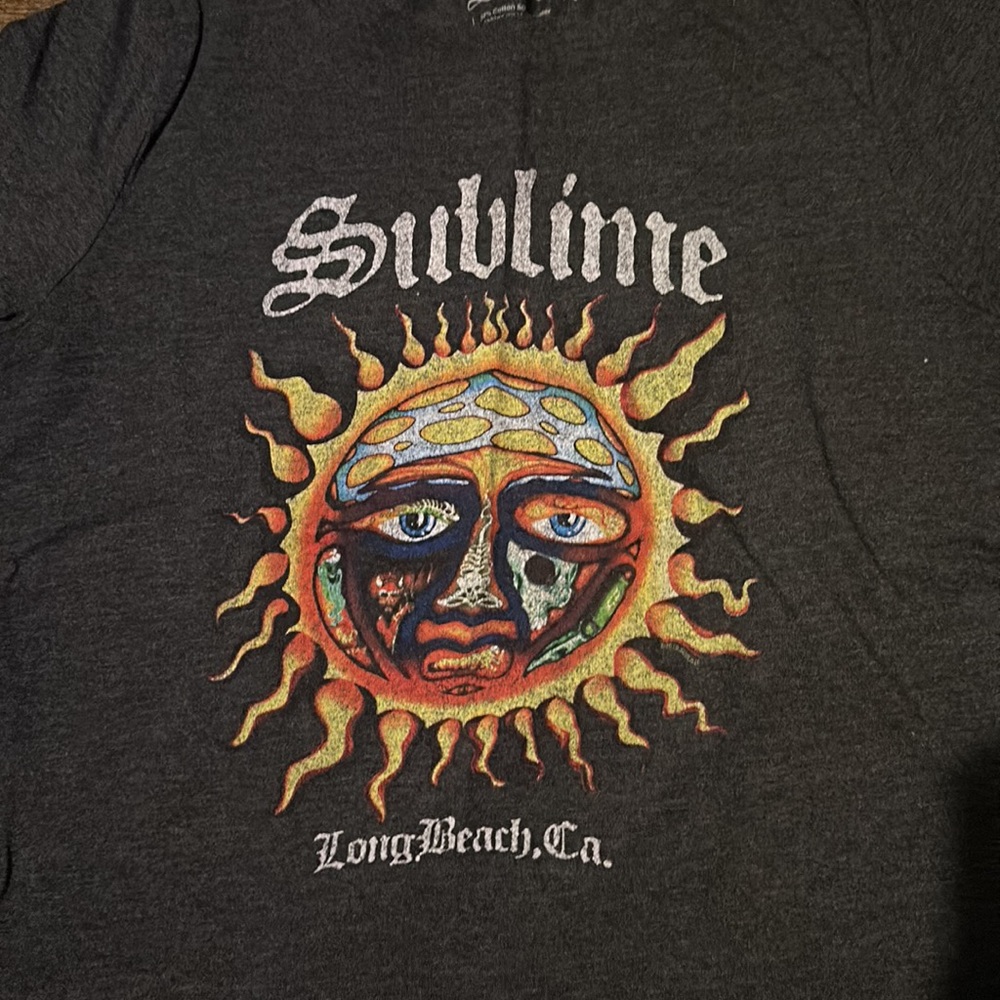 Graphic Tee - Picture 2 of 3